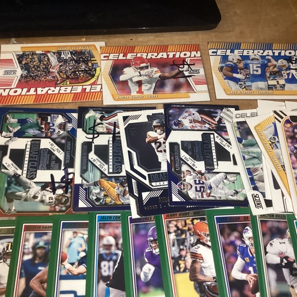 370 NFL Football cards from 2020s with Rookie cards and more - Picture 8 of 16